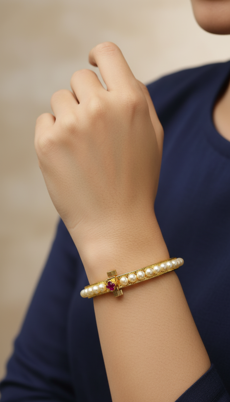 Plain pearl 4 Bangles Set